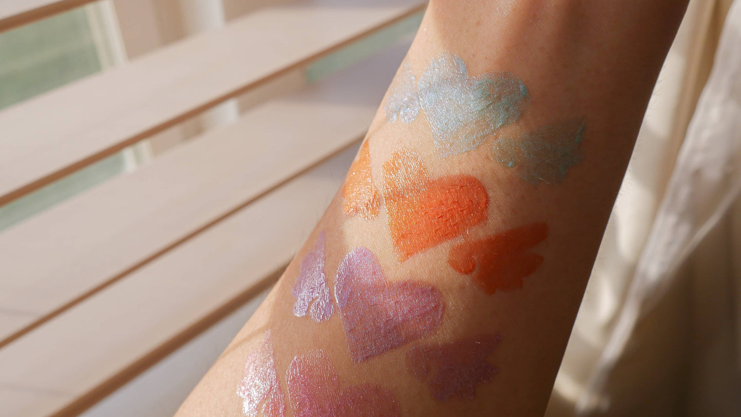 Fairy Kisses Duochrome Lip Gloss: Persimmon