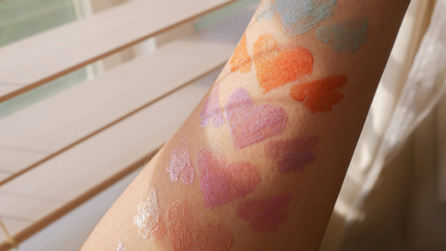 Fairy Kisses Duochrome Lip Gloss: Persimmon