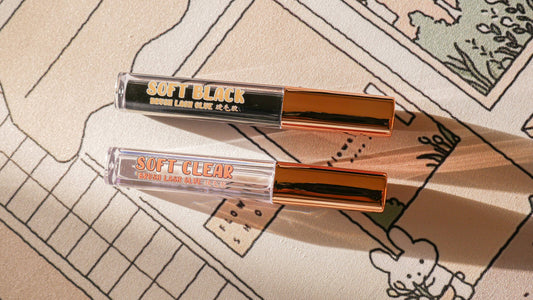 Waterproof Lash Glue: Clear